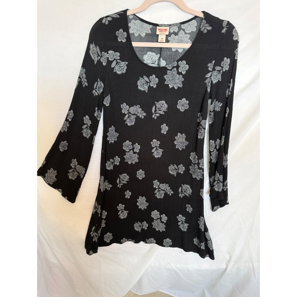 Mossimo Supply Co Black Floral Crinkle Gauze Bell Sleeve Tunic Top Medium